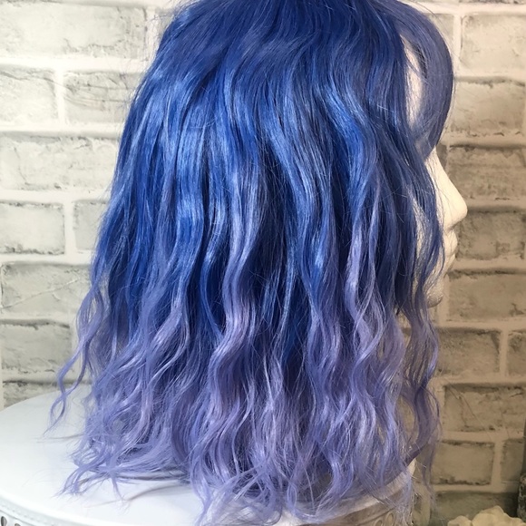Blue Gradient Shoulder Length Wavy Wig with Bangs - New, never worn - Picture 4 of 8